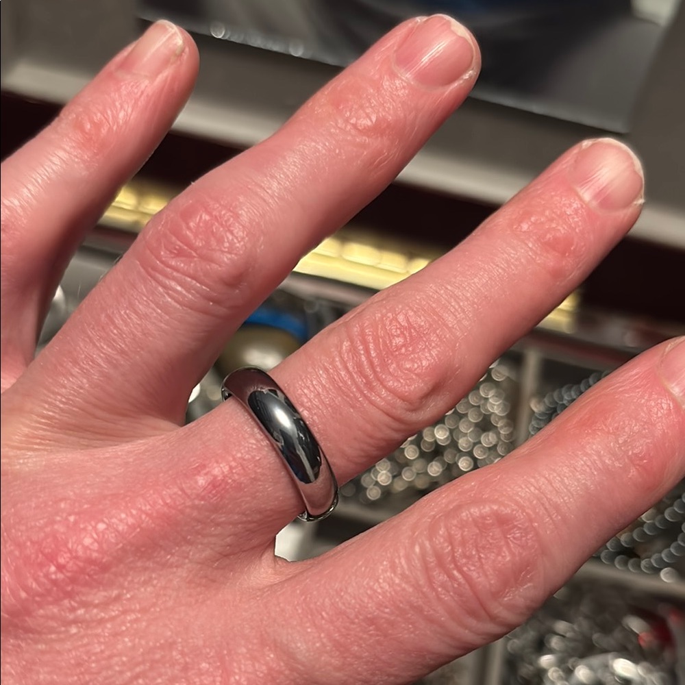Sleek Silver Band Ring